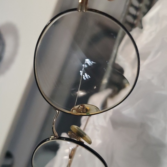 VINTAGE GUCCI EYE GLASSES - Picture 10 of 11